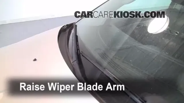 2010 Chevrolet Malibu LT 2.4L 4 Cyl. Escobillas de limpiaparabrisas delantero Cambiar escobillas de limpiaparabrisas